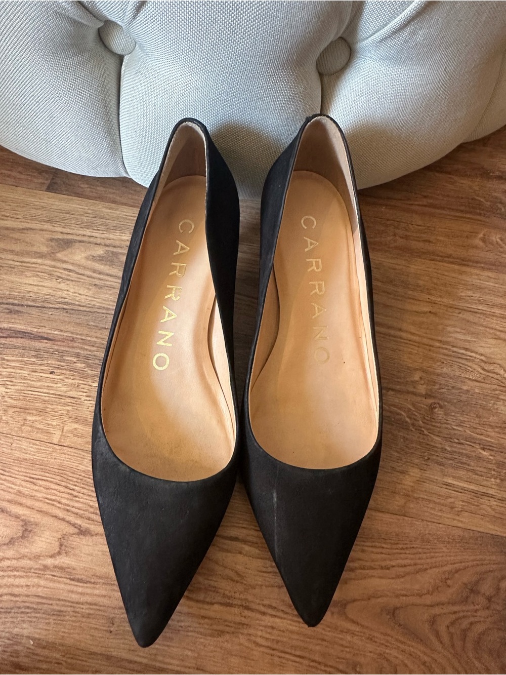 Carrano Women’s Black Pointed heels
